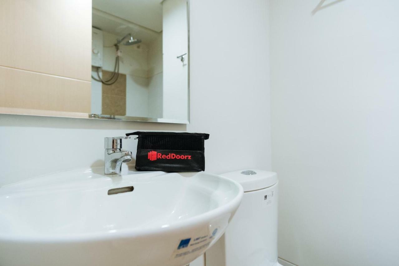 RedDoorz Plus @ Silk Residences Sta. Mesa Monthly Stay Manila Exterior foto